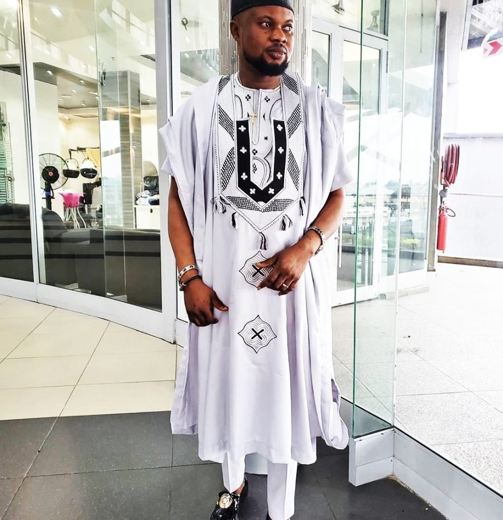 Temmy Collection: Embrace Tradition with Men's African Robes.