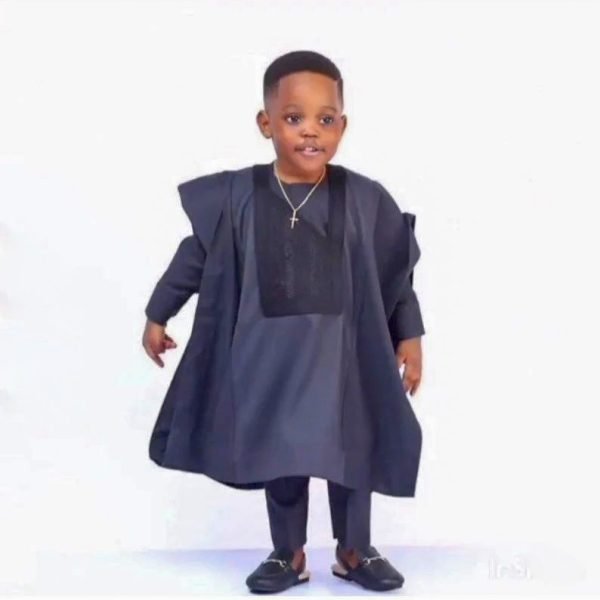 AGBADA FOR BOYS / AFRICAN AGBADA FOR BOYS / BOYS AGBADA / AFRICAN BOYS CLOTHING SET / AFRICAN BOYS SUIT / NIGERIAN BOYS CLOTHS